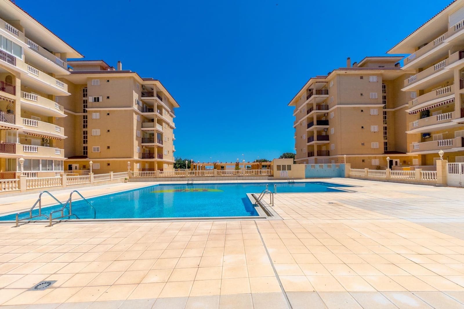 3 sovrum Lägenhet till salu i La Mata - 359 000 € (Ref: 10032717)