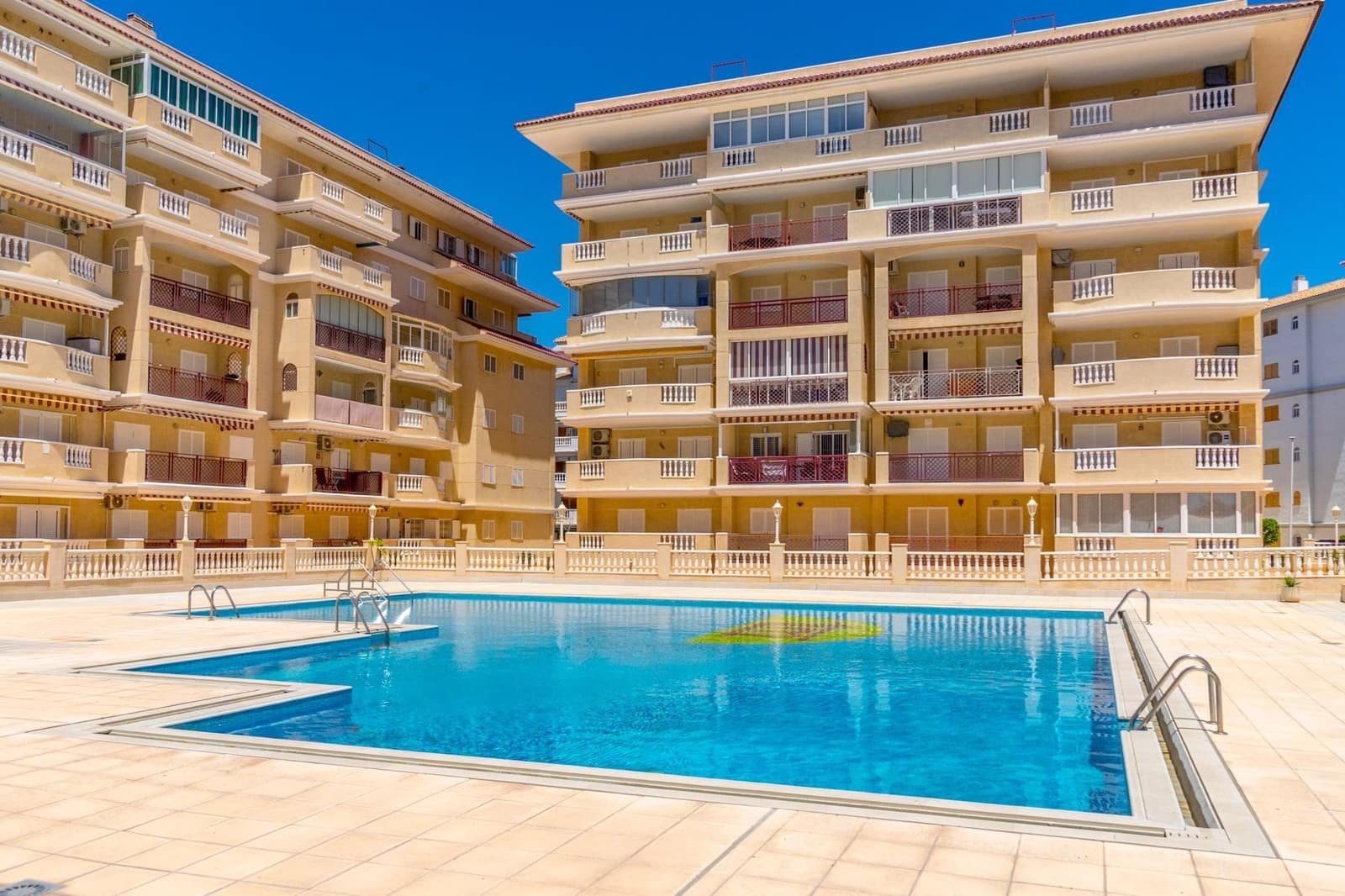 3 sovrum Lägenhet till salu i La Mata - 359 000 € (Ref: 10032717)