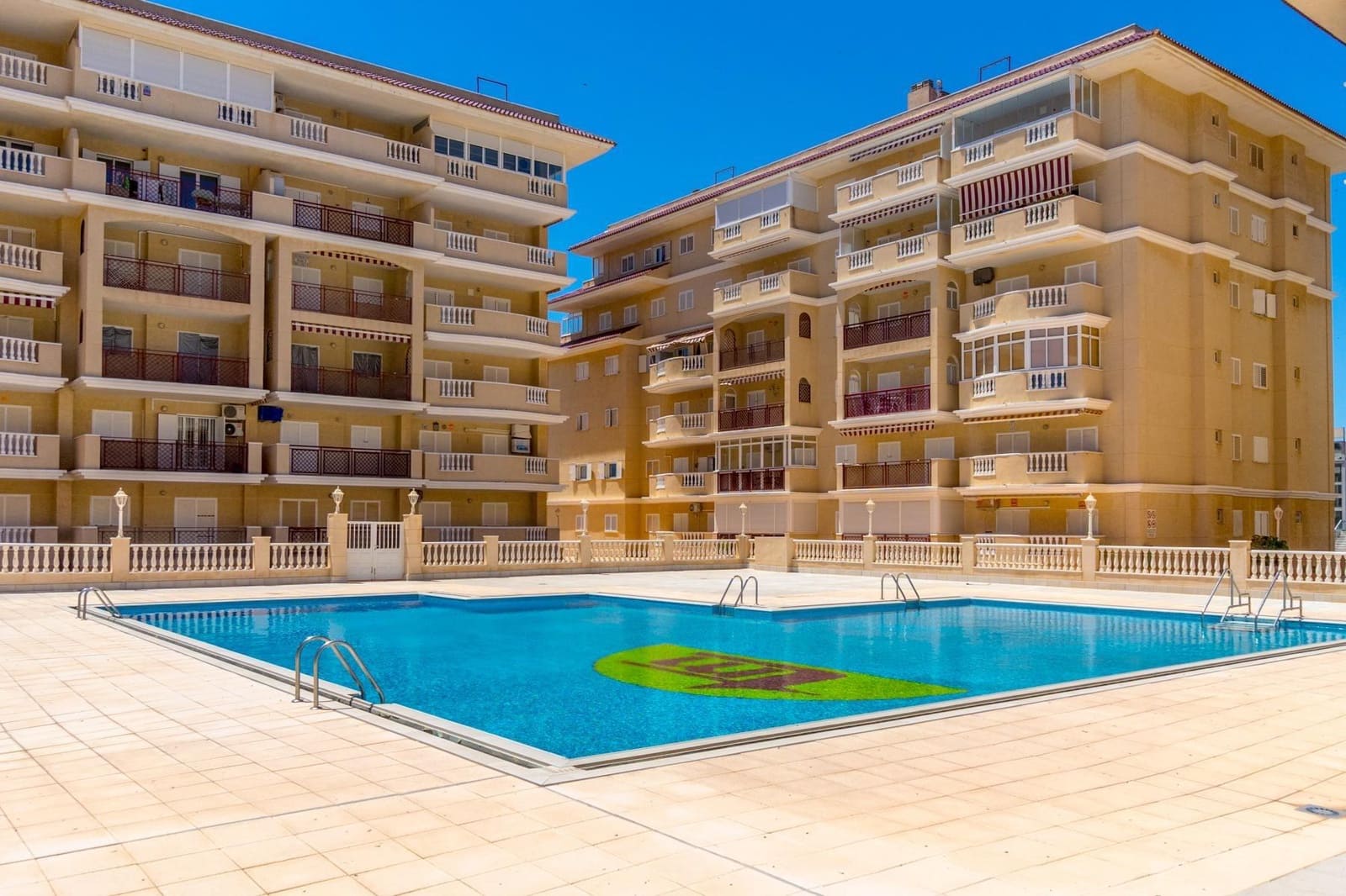 3 sovrum Lägenhet till salu i La Mata - 359 000 € (Ref: 10032717)