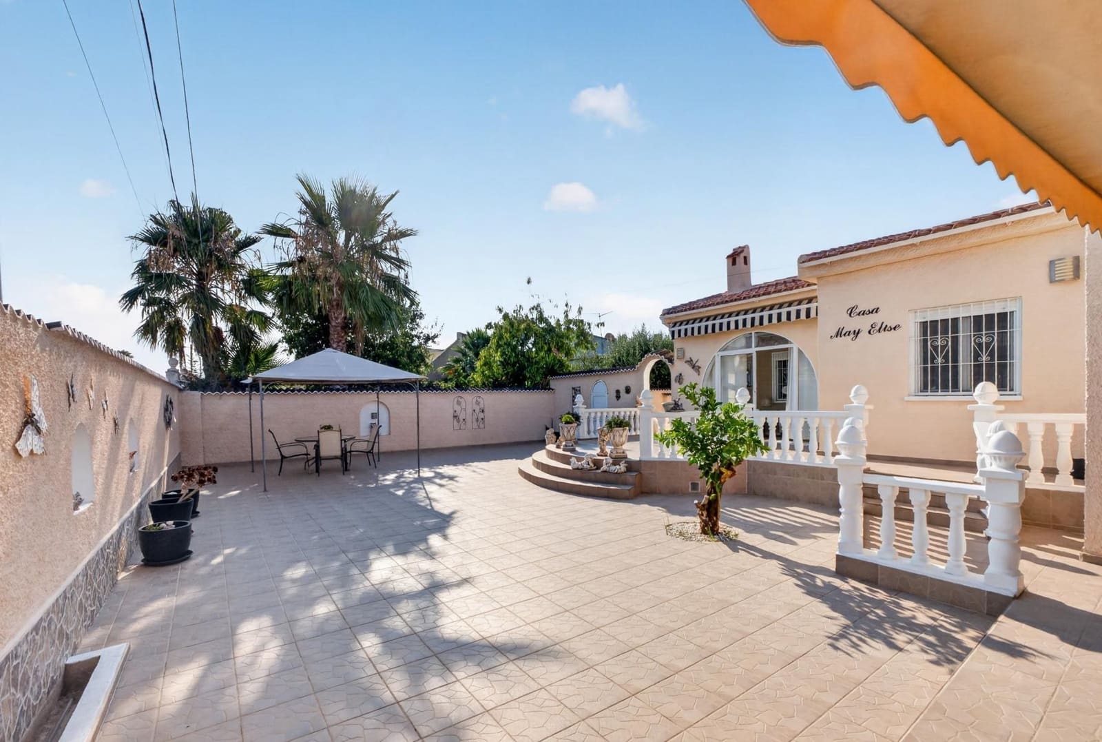3 makuuhuone Huvila myytävänä paikassa San Luis - 359 000 € (Ref: 10032718)
