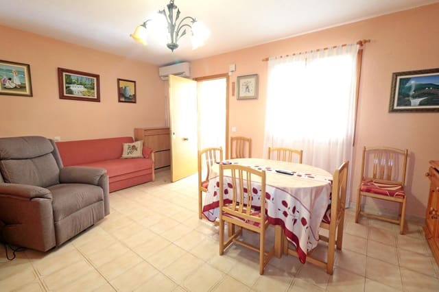 Casa de 3 habitaciones en Playa de los Náufragos, Torrevieja en venta - 235.000 € (Ref: 10032720)