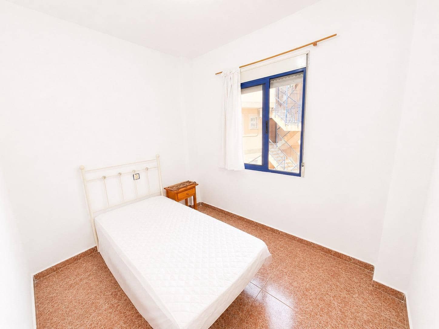 3 slaapkamer Appartement te koop in Torrevieja - € 127.000 (Ref: 10032725)