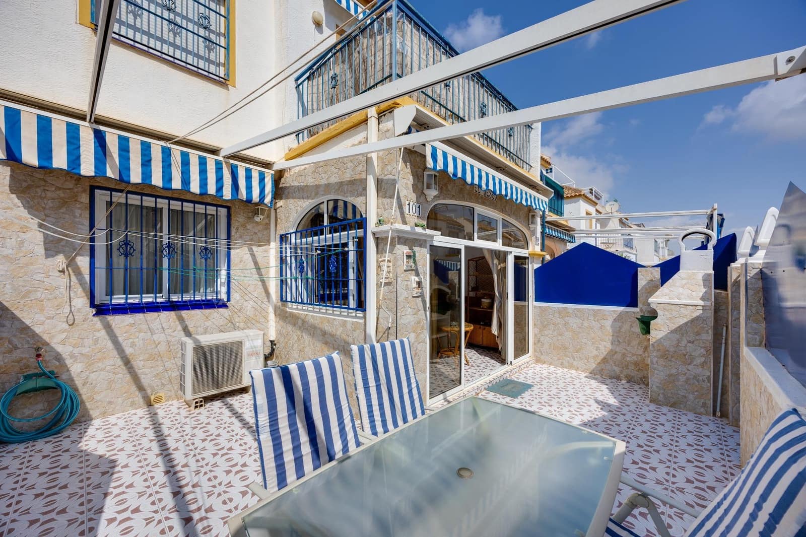 3 soverom Bungalow til salgs i Torrevieja - € 230 000 (Ref: 10032726)