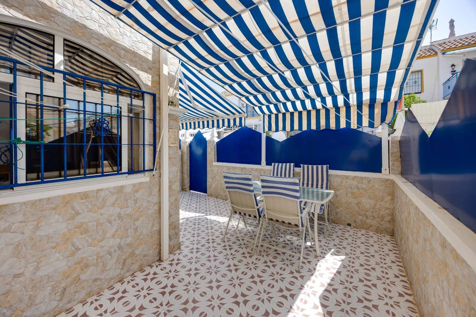 3 soverom Bungalow til salgs i Torrevieja - € 230 000 (Ref: 10032726)