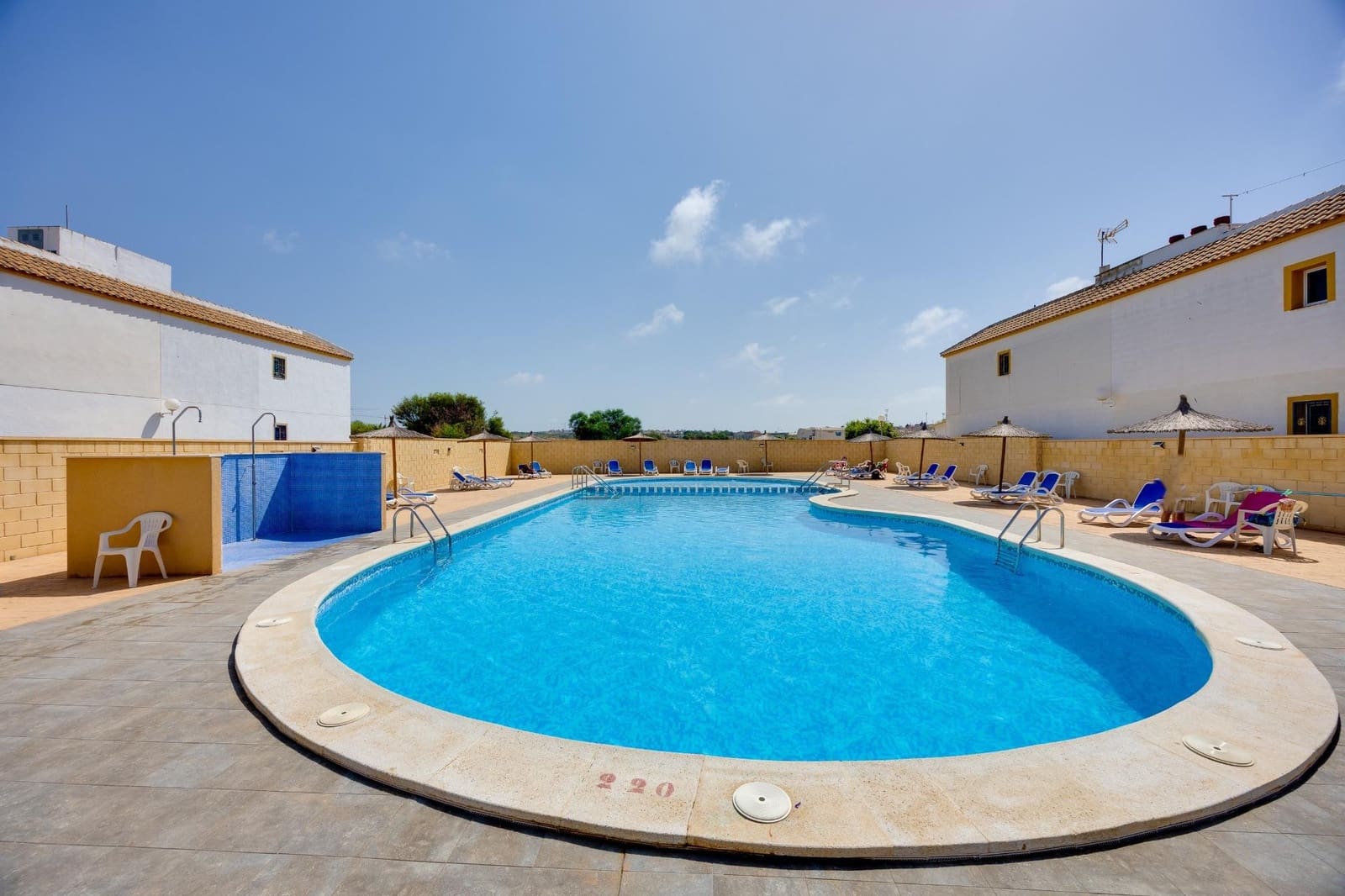 3 soverom Bungalow til salgs i Torrevieja - € 230 000 (Ref: 10032726)