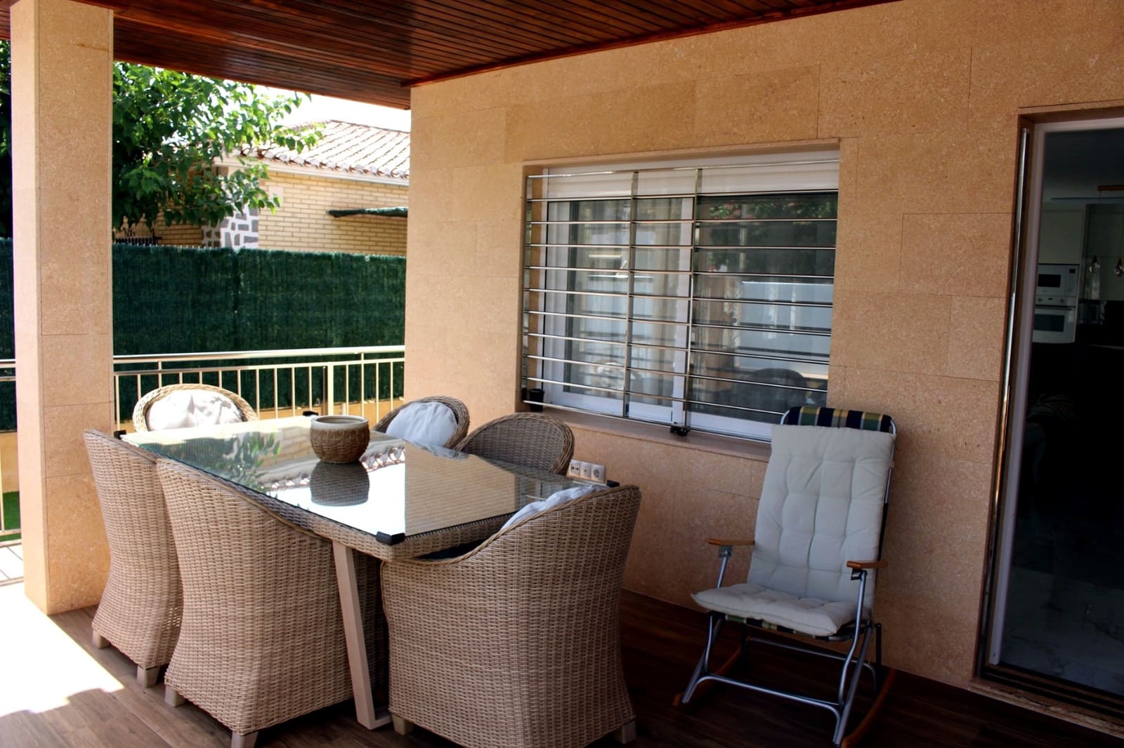 4 bedroom Villa for sale in Torre de la Horadada - € 590,000 (Ref: 10032727)