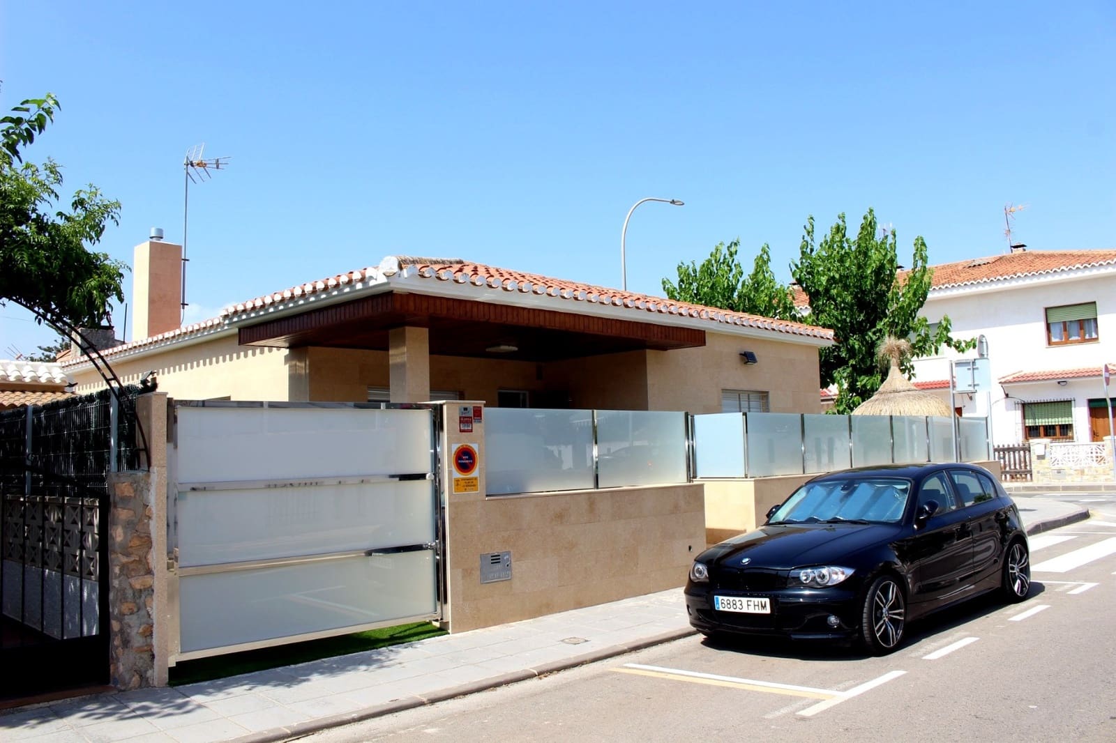 4 bedroom Villa for sale in Torre de la Horadada - € 590,000 (Ref: 10032727)
