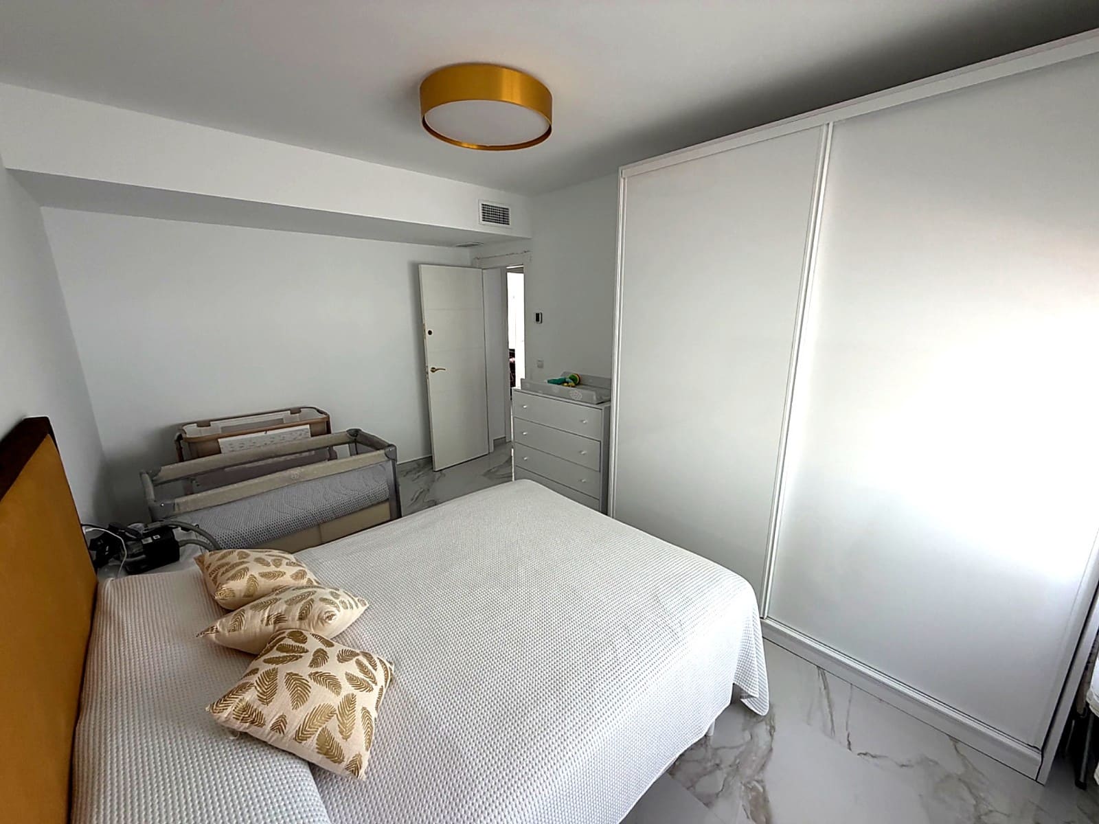 4 bedroom Villa for sale in Torre de la Horadada - € 590,000 (Ref: 10032727)
