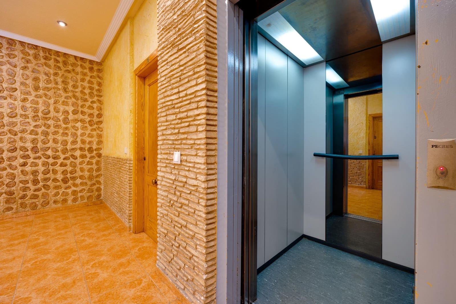 3 bedroom Penthouse for sale in Torrevieja - € 180,950 (Ref: 10032728)