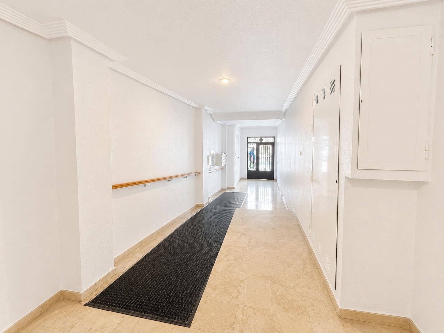 2 soverom Leilighet til salgs i Torrevieja - € 149 000 (Ref: 10032743)