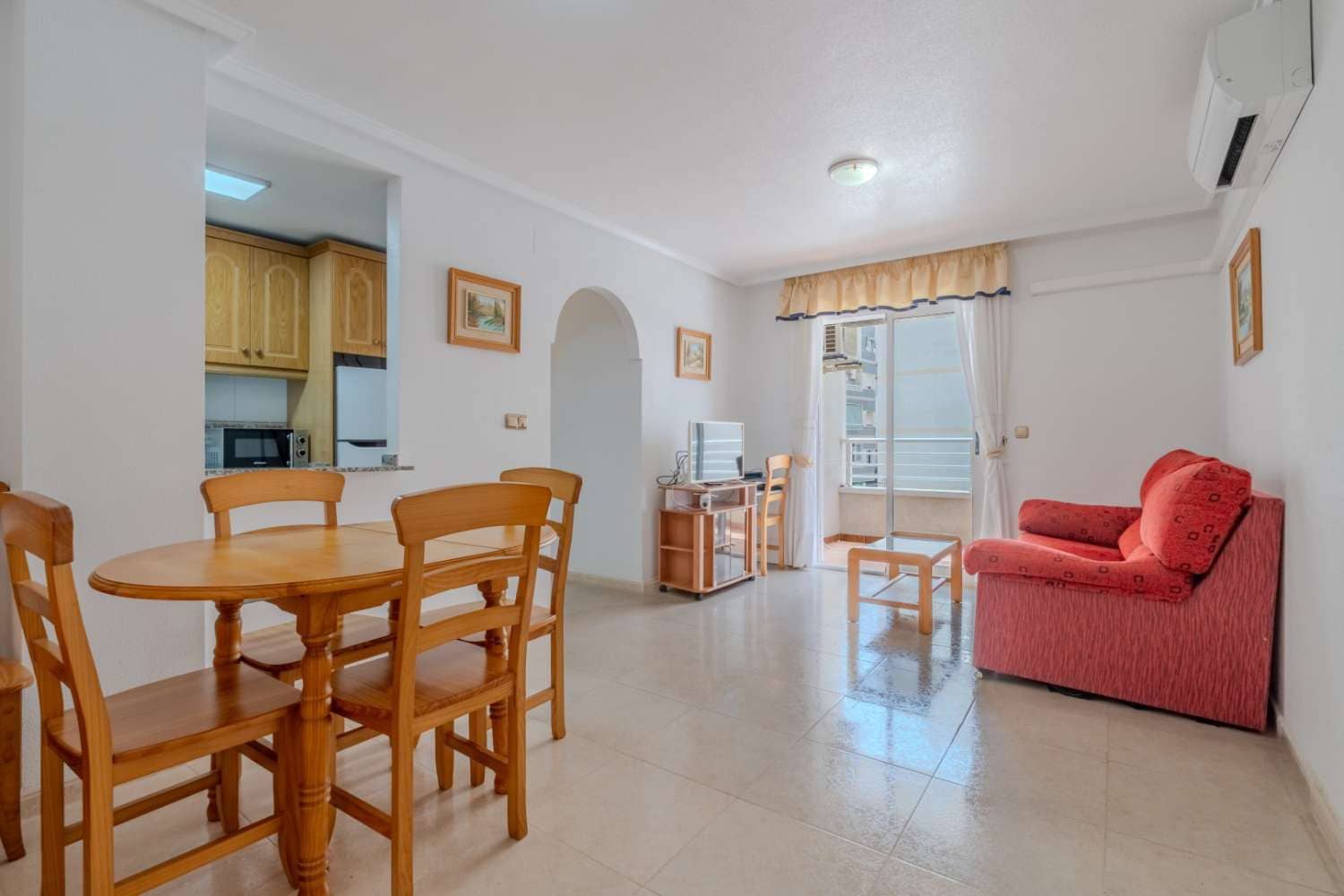 2 sypialnia Apartament na sprzedaż w Torrevieja - 139 000 € (Ref: 10032755)