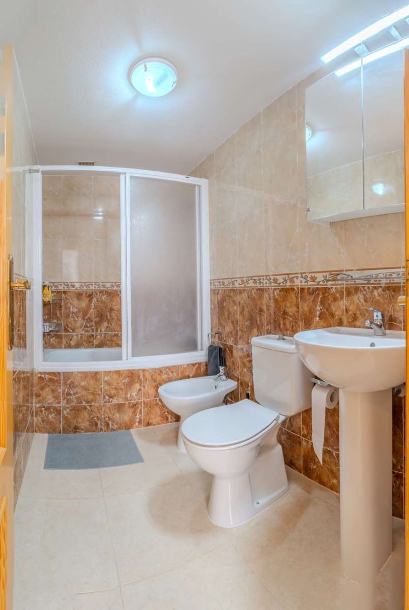 2 sypialnia Apartament na sprzedaż w Torrevieja - 139 000 € (Ref: 10032755)