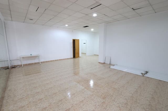 1 quarto Comercial para venda em Parque de las Naciones, Torrevieja - 125 000 € (Ref: 10032758)