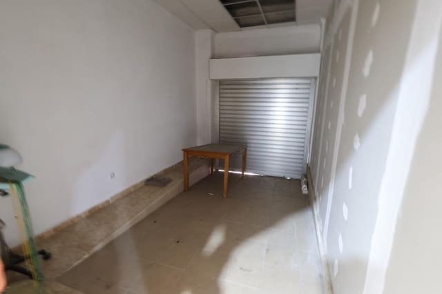 1 quarto Comercial para venda em Parque de las Naciones, Torrevieja - 125 000 € (Ref: 10032758)