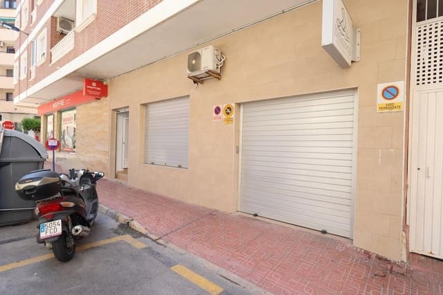 1 quarto Comercial para venda em Parque de las Naciones, Torrevieja - 125 000 € (Ref: 10032758)
