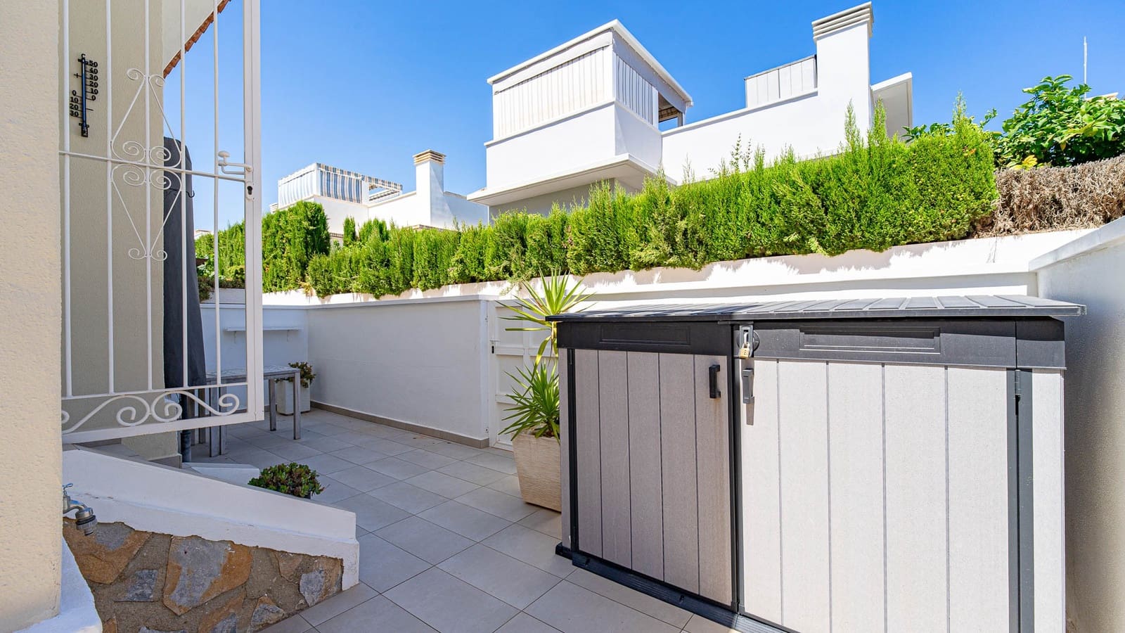3 bedroom Townhouse for sale in Dona Pepa - € 285,000 (Ref: 10032766)