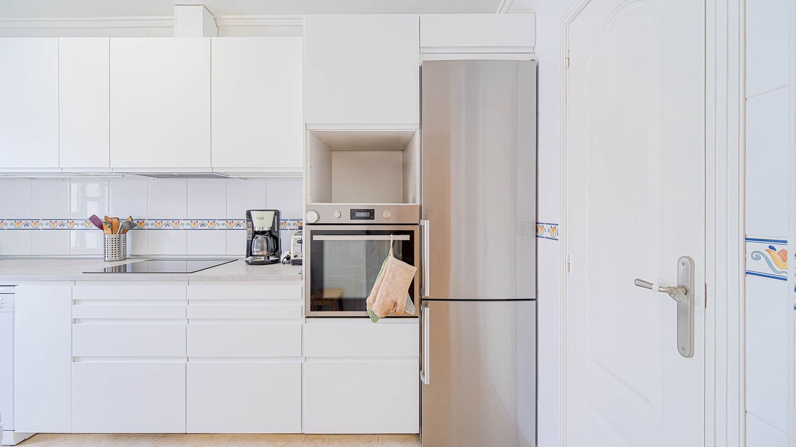 3 bedroom Townhouse for sale in Dona Pepa - € 285,000 (Ref: 10032766)