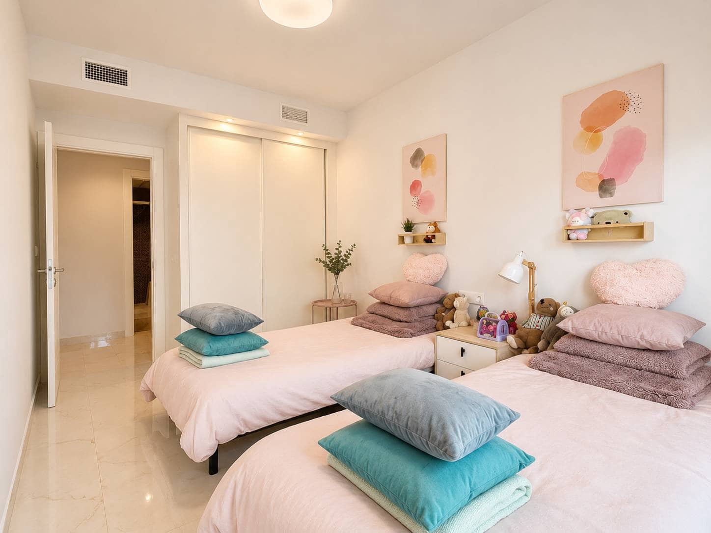 3 bedroom Apartment for sale in Orihuela Costa - € 499,000 (Ref: 10032771)