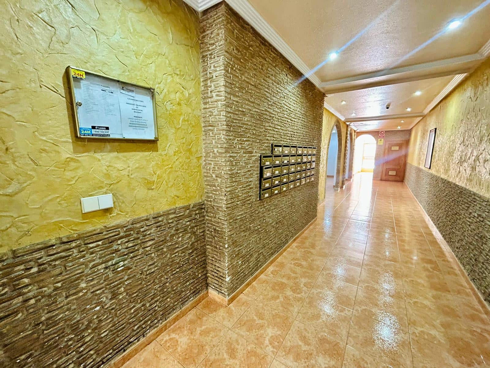 2 soveværelse Lejlighed til salg i Torrevieja - € 136.500 (Ref: 10032782)