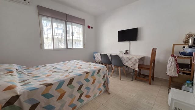 Leilighet til salgs i Playa del Cura, Torrevieja - € 99 900 (Ref: 10032786)