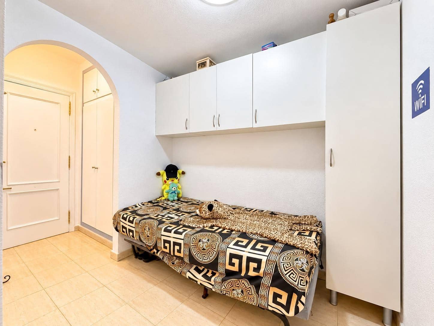 Apartamento en Torrevieja en venta con piscina - 99.900 € (Ref: 10032786)