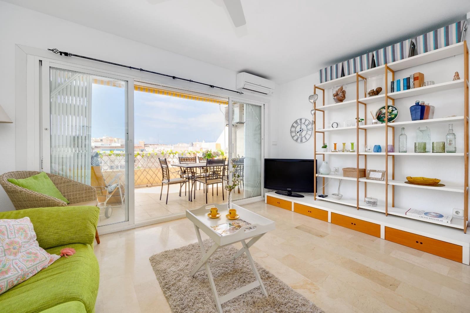 2 quarto Penthouse para venda em Torrevieja - 214 990 € (Ref: 10032792)