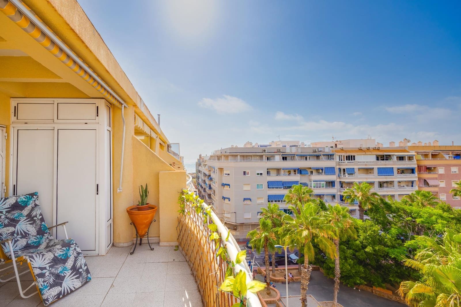 2 quarto Penthouse para venda em Torrevieja - 214 990 € (Ref: 10032792)
