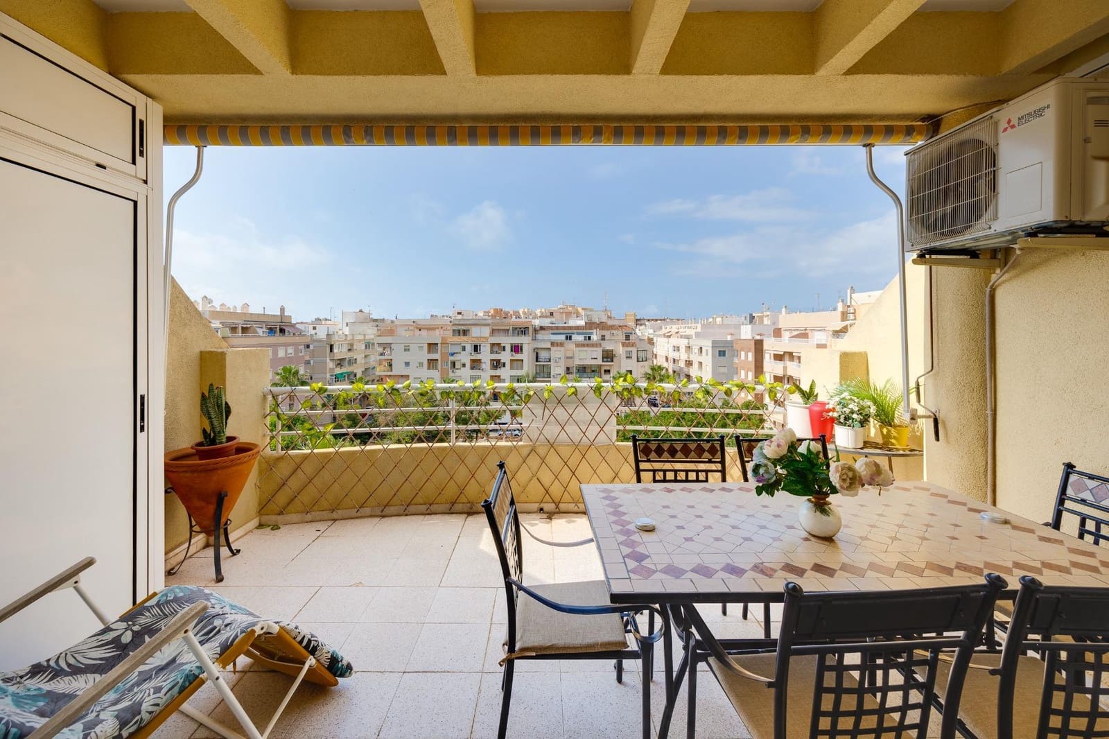 2 quarto Penthouse para venda em Torrevieja - 214 990 € (Ref: 10032792)