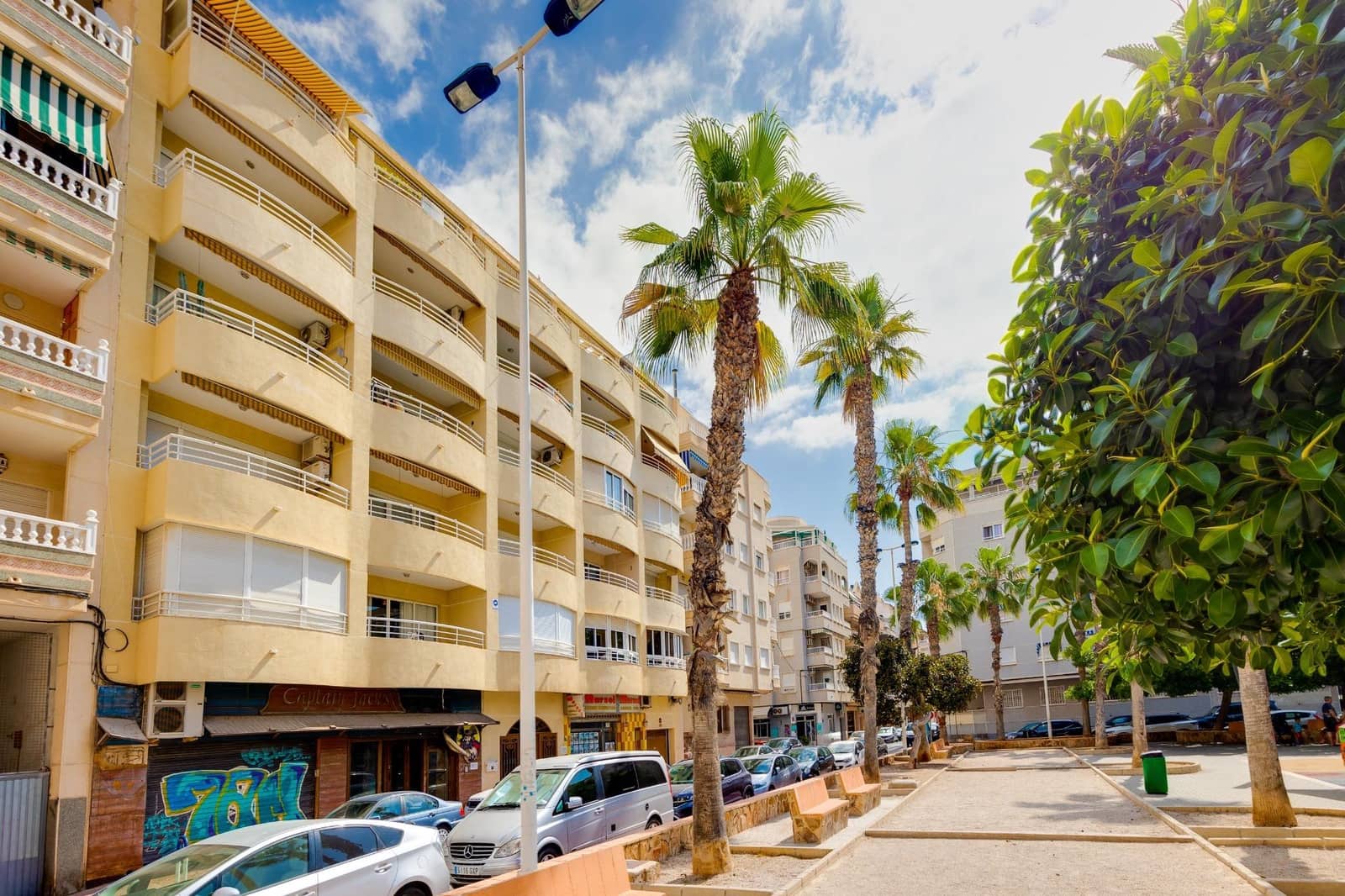 2 quarto Penthouse para venda em Torrevieja - 214 990 € (Ref: 10032792)