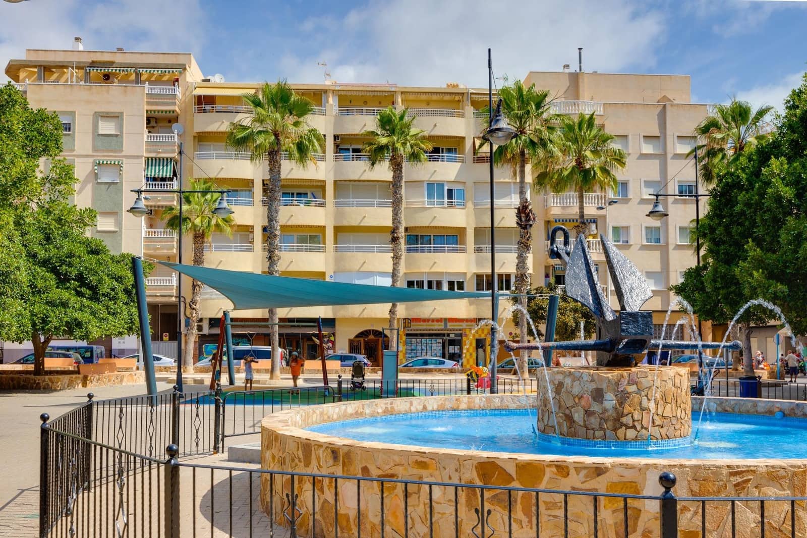 2 quarto Penthouse para venda em Torrevieja - 214 990 € (Ref: 10032792)