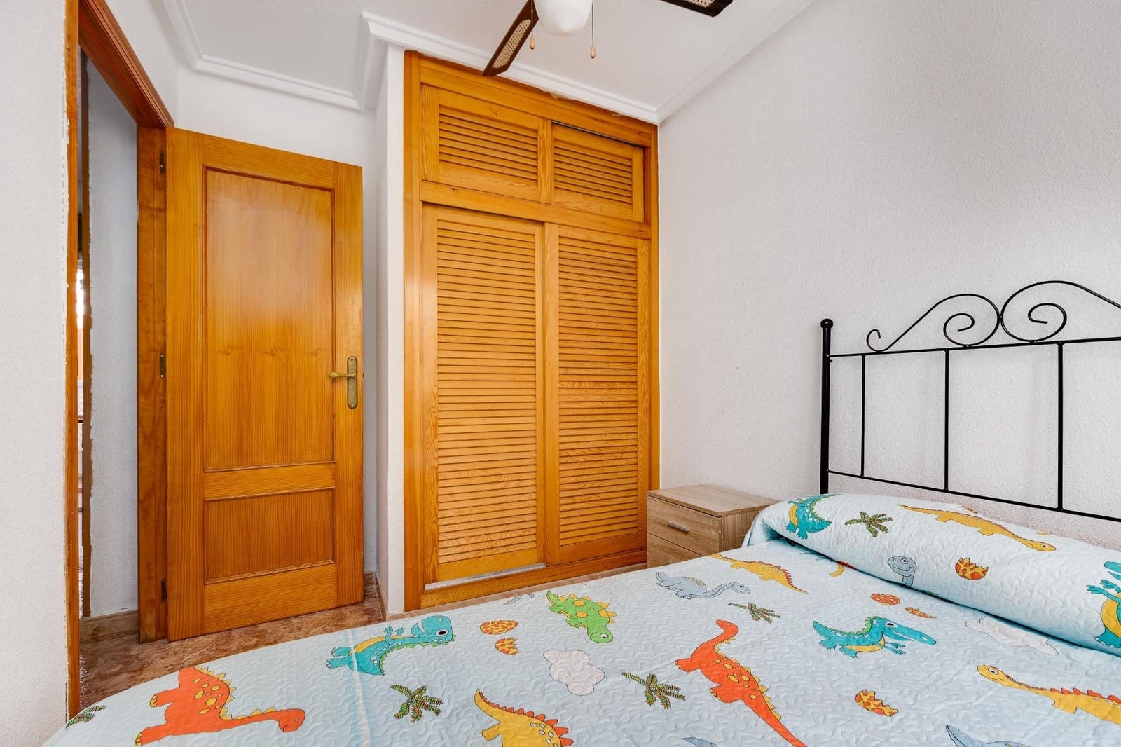 2 Zimmer Apartment zu verkaufen in Torrevieja - 139.900 € (Ref: 10032794)