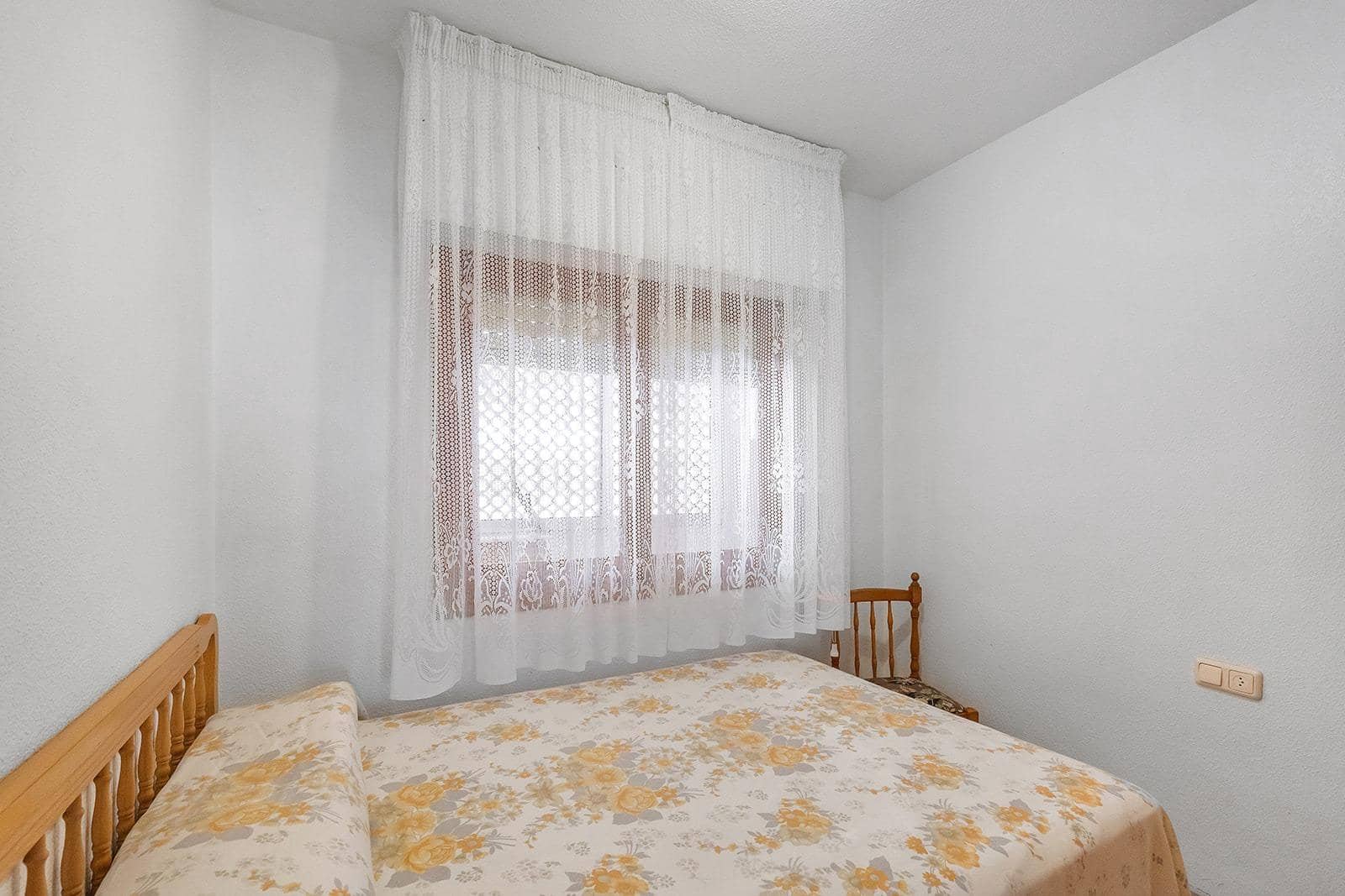 2 sypialnia Apartament na sprzedaż w Torrevieja - 130 000 € (Ref: 10032799)
