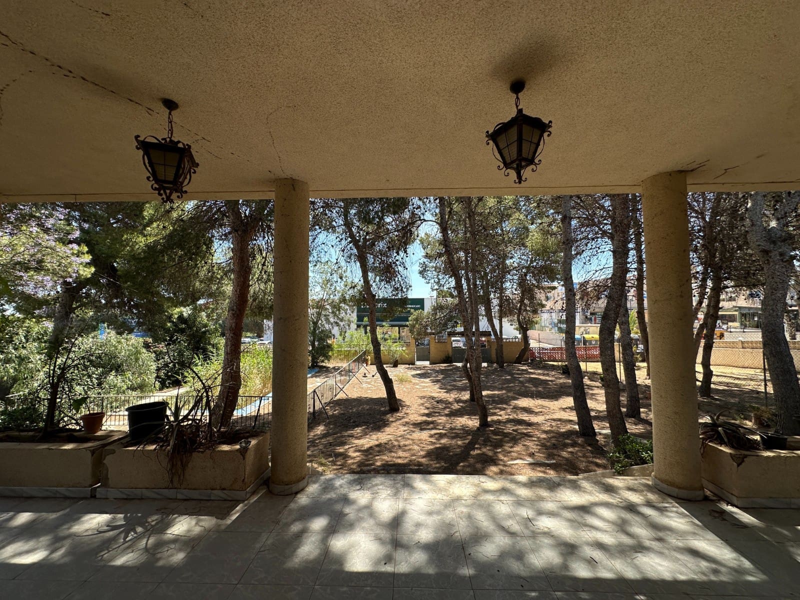 8 Zimmer Villa zu verkaufen in Torrevieja - 550.000 € (Ref: 10032808)