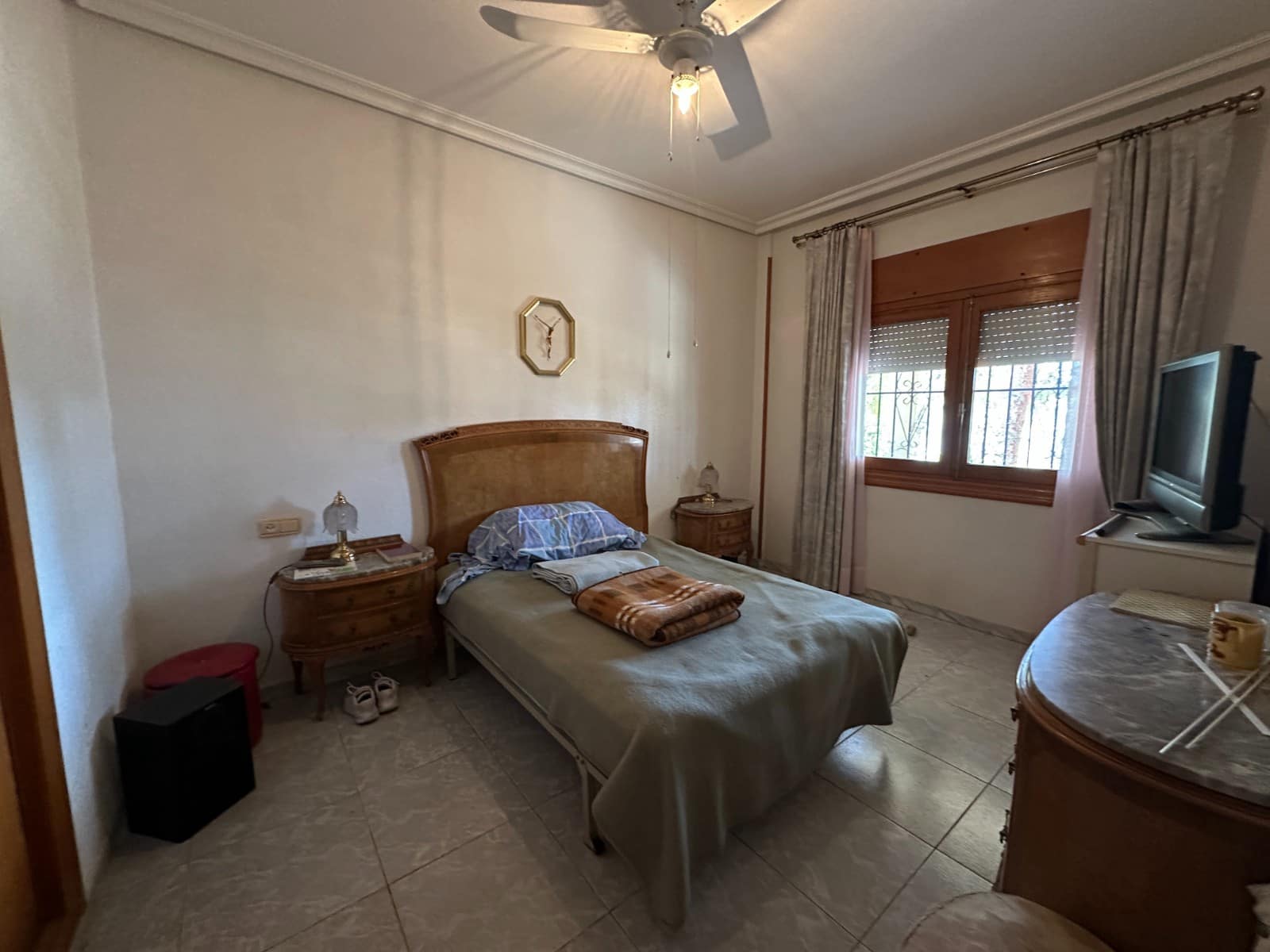 8 Zimmer Villa zu verkaufen in Torrevieja - 550.000 € (Ref: 10032808)