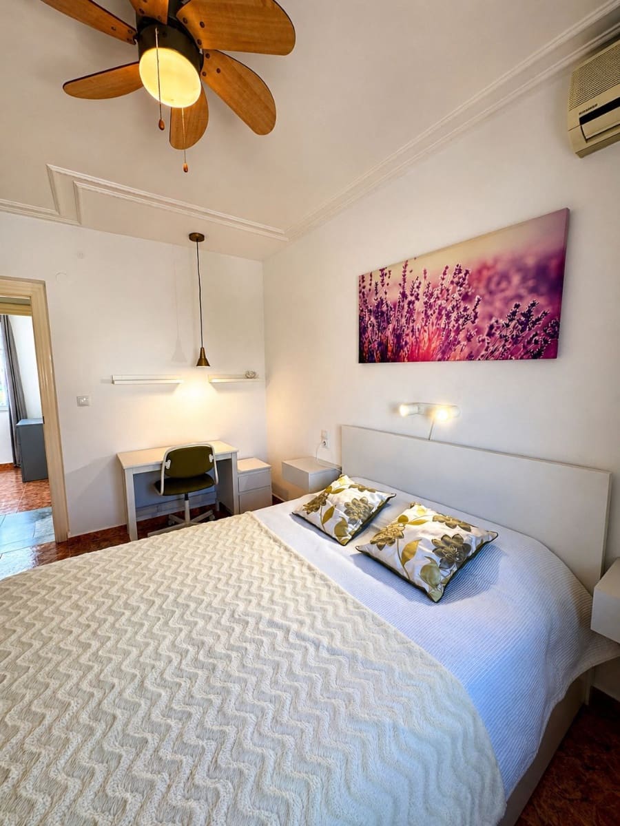 Chalet de 3 habitaciones en Torrevieja en venta - 399.000 € (Ref: 10032809)