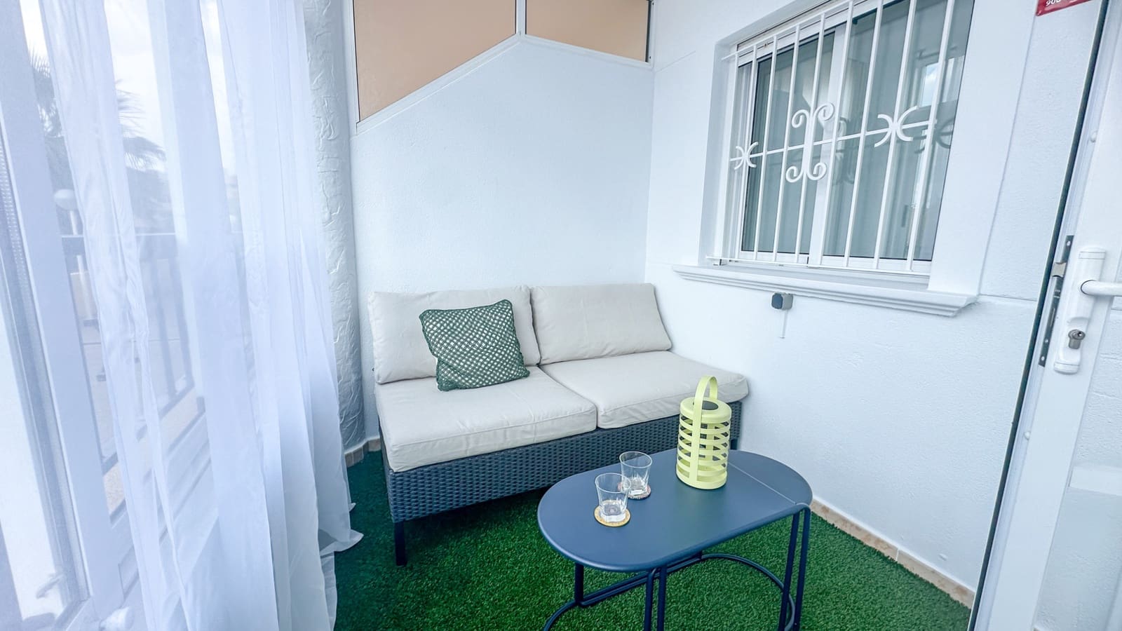 2 Zimmer Apartment zu verkaufen in Playa Flamenca - 194.800 € (Ref: 10032810)