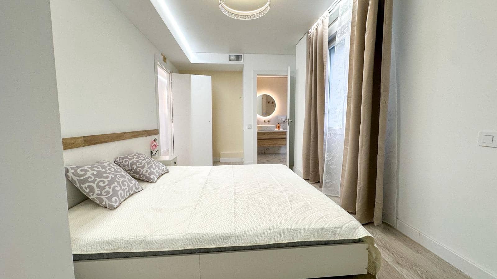 2 sypialnia Apartament na sprzedaż w Torrevieja - 249 900 € (Ref: 10032817)