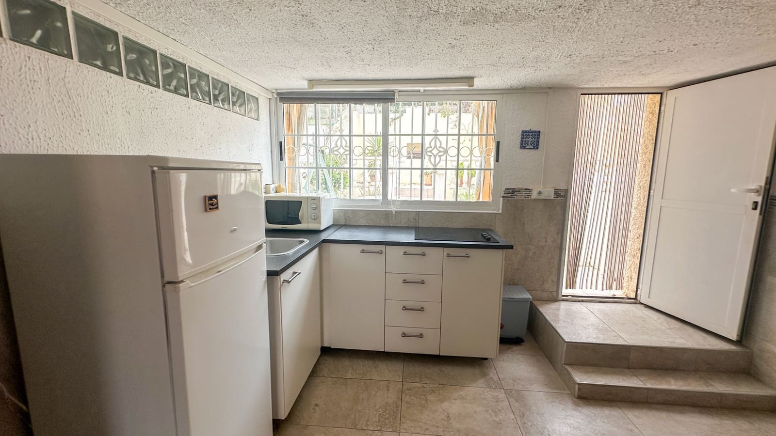 2 Zimmer Haus zu verkaufen in Torrevieja - 170.000 € (Ref: 10032819)