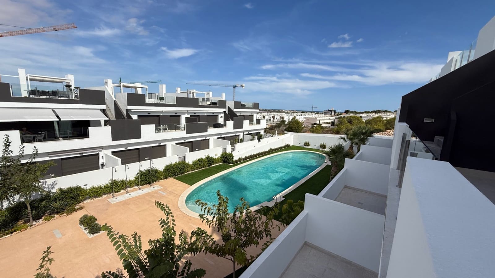 2 Zimmer Penthouse zu verkaufen in Torrevieja - 305.000 € (Ref: 10032825)