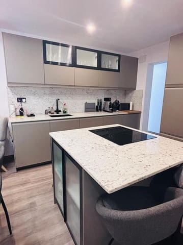 Casa de 4 habitaciones en San Miguel de Salinas en venta - 180.000 € (Ref: 10032833)