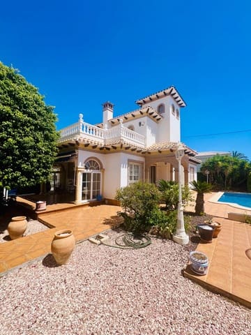 3 sovrum Villa till salu i La Zenia, Orihuela - 780 000 € (Ref: 10032834)