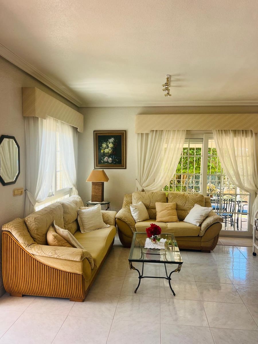 3 sovrum Villa till salu i Orihuela Costa - 780 000 € (Ref: 10032834)