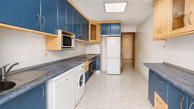 3 chambre Appartement à vendre à Centro - Muelle Pesquero, Torrevieja - 149 900 € (Ref: 10032835)