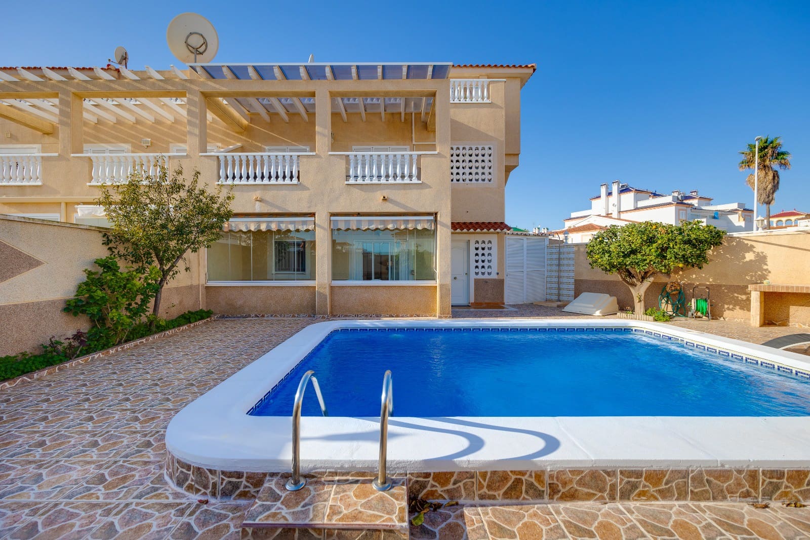 3 bedroom Bungalow for sale in Orihuela Costa - € 339,000 (Ref: 10032836)