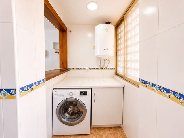 2 chambre Appartement à vendre à Playa de los Náufragos, Torrevieja - 140 000 € (Ref: 10032837)