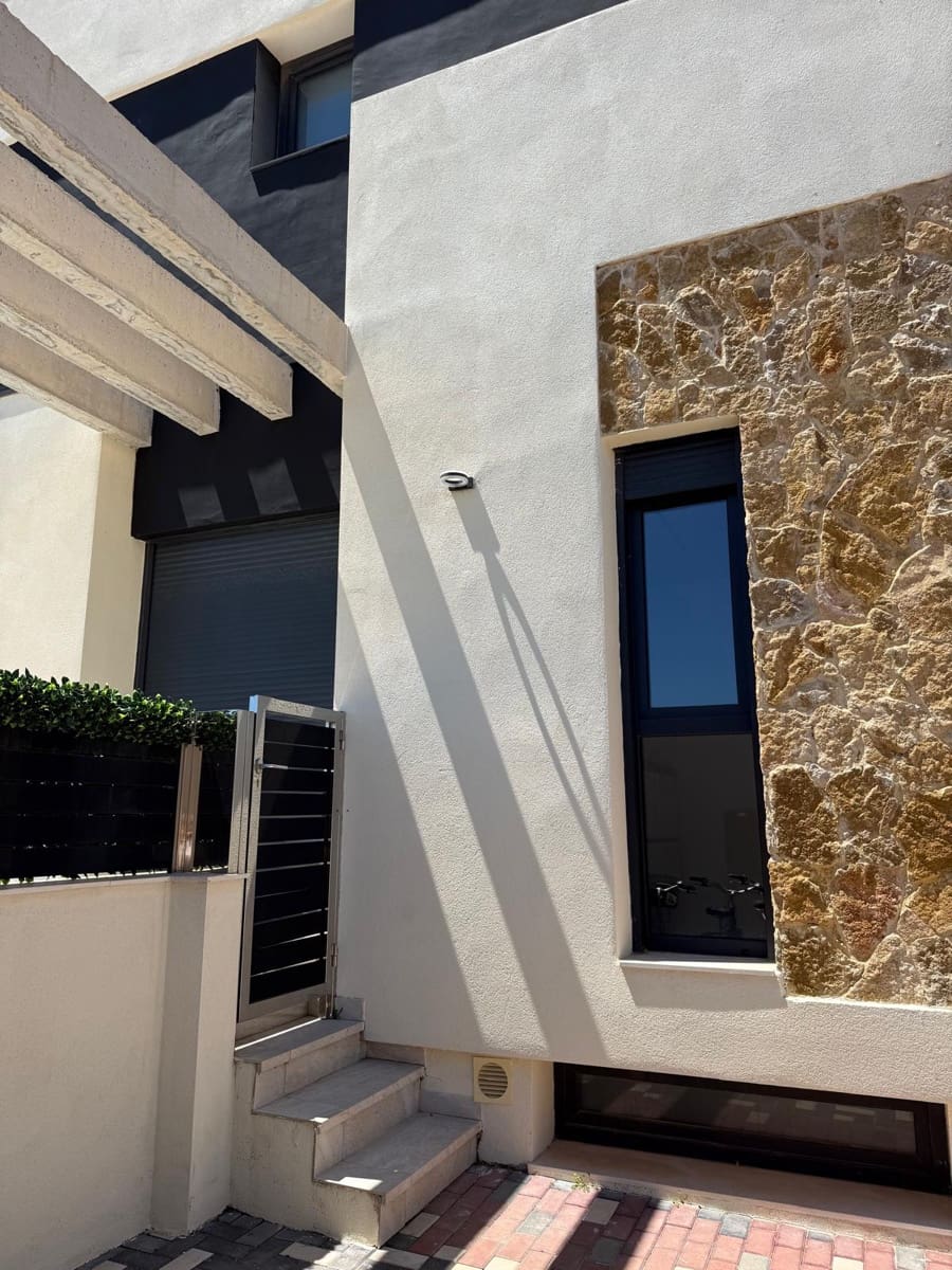 4 chambre Villa/Maison à vendre à Orihuela Costa - 699 000 € (Ref: 10032838)