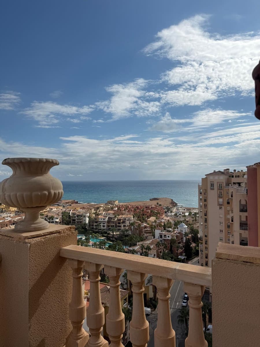 4 chambre Penthouse à vendre à Torrevieja - 495 000 € (Ref: 10032841)