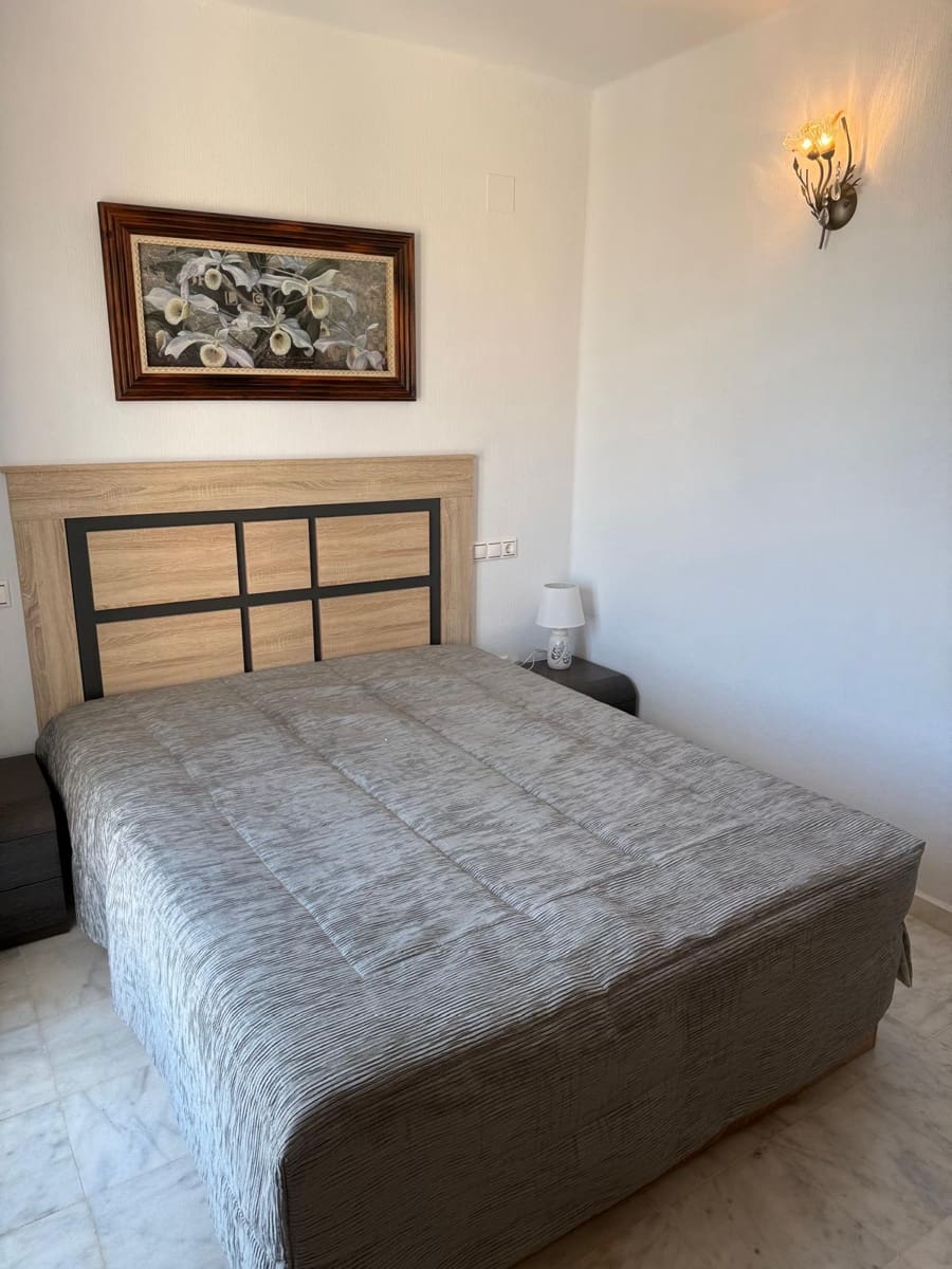 4 chambre Penthouse à vendre à Torrevieja - 495 000 € (Ref: 10032841)