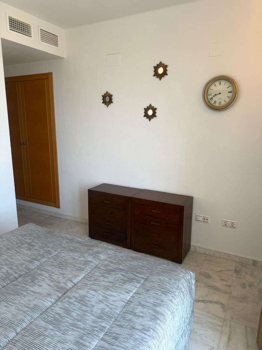 4 chambre Penthouse à vendre à Torrevieja - 495 000 € (Ref: 10032841)