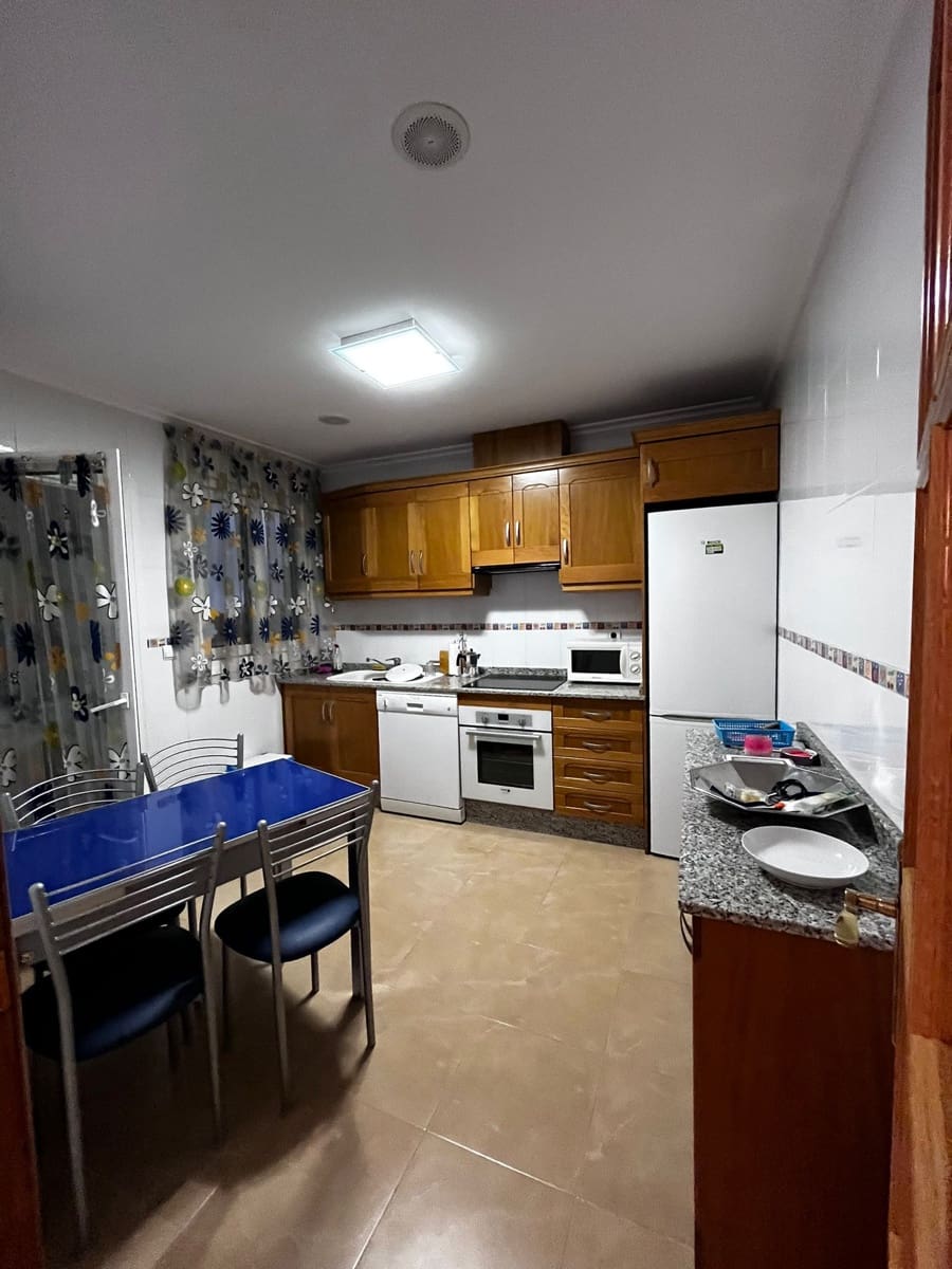 3 chambre Appartement à vendre à Torrevieja - 450 000 € (Ref: 10032852)